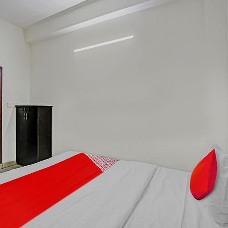 Hotel O Vrinda Residency Noida Exteriör bild