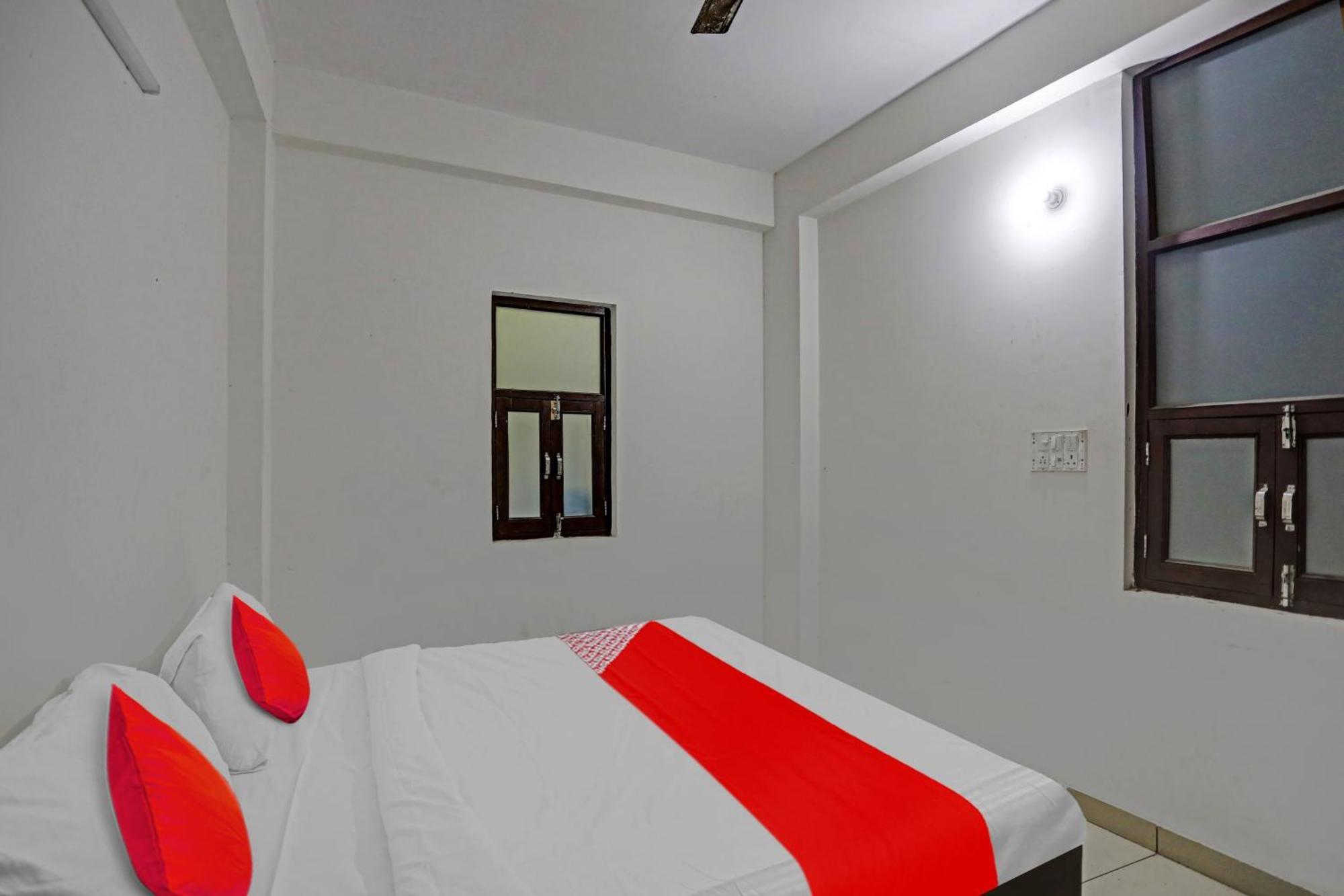 Hotel O Vrinda Residency Noida Exteriör bild