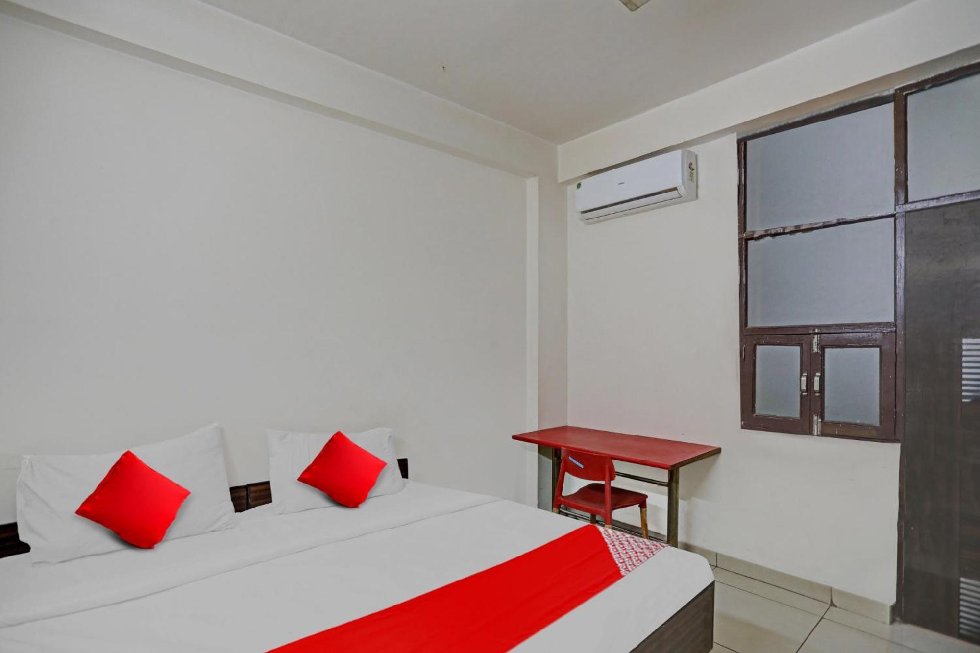 Hotel O Vrinda Residency Noida Exteriör bild