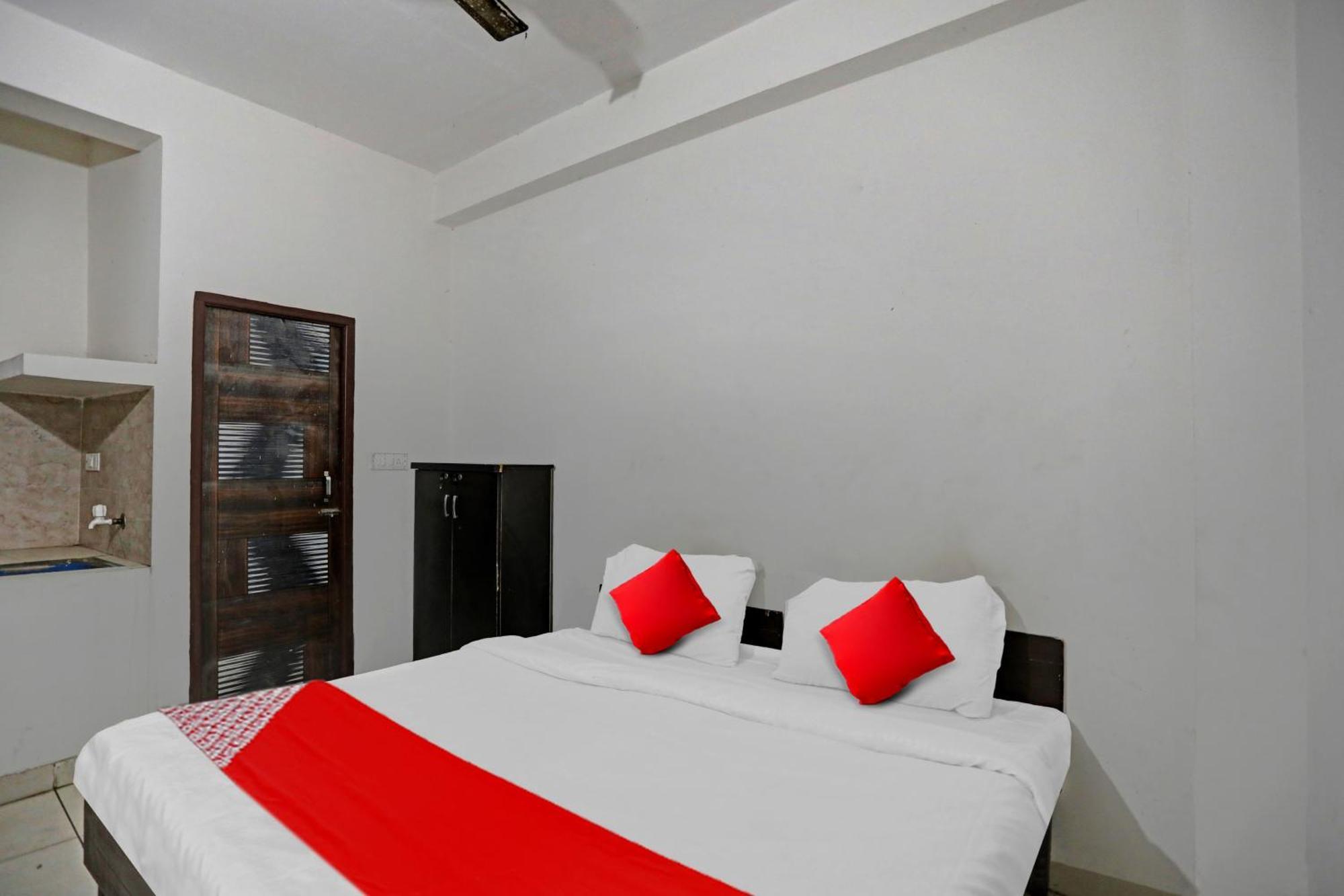 Hotel O Vrinda Residency Noida Exteriör bild