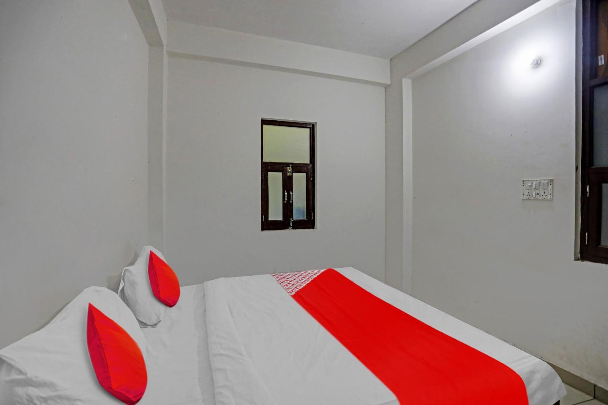 Hotel O Vrinda Residency Noida Exteriör bild